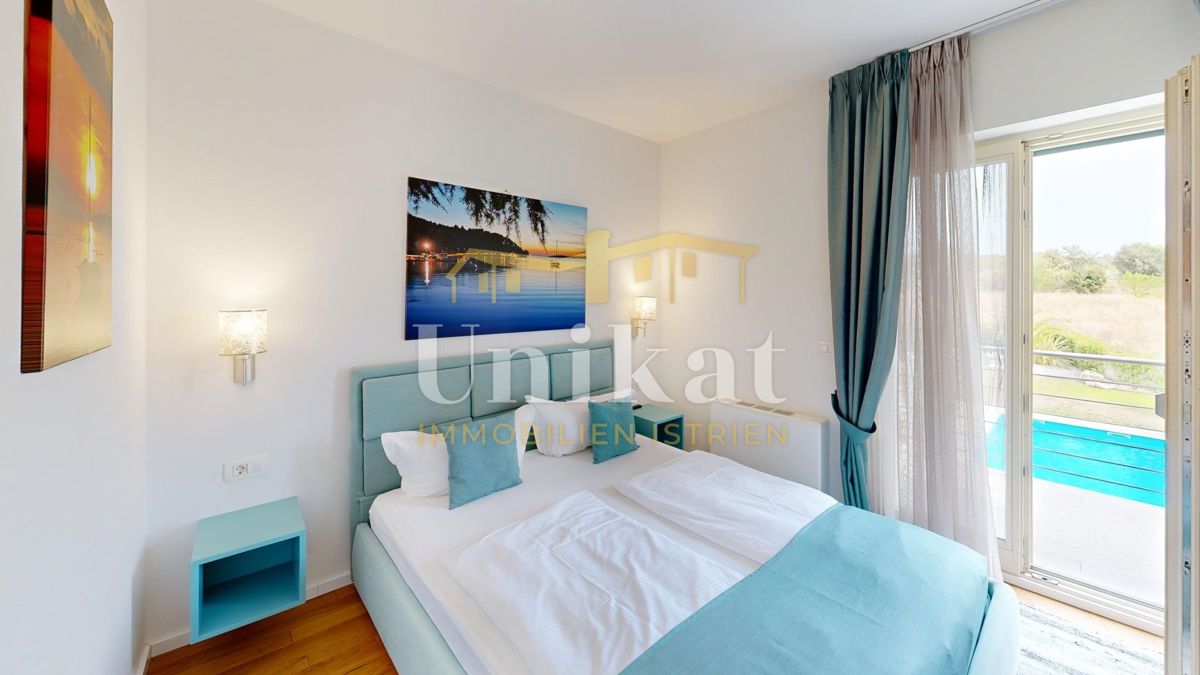 Splendida doppia con piscina